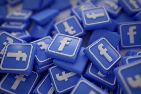 Компания Huawei имела доступ к данным пользователей Facebook